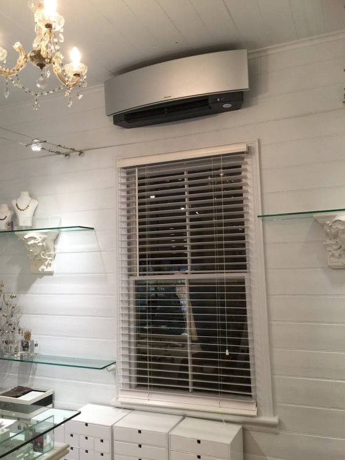 13558839_651291375021446_6858389261727114080_o (2)